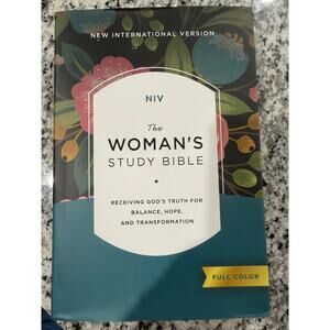 New NIV The Woman’s Study Bible Full Color
